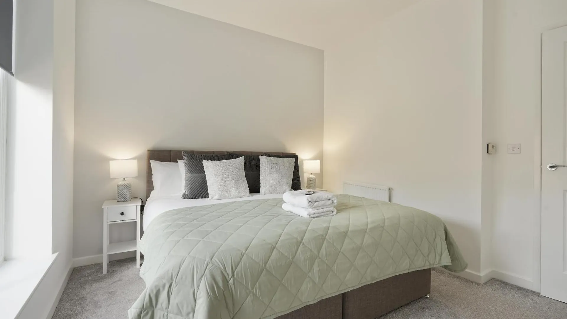 דירה Mersey Way, Spacious 3 Bed Home, Close To Sheffield City Centre & Free Driveway Parking - Perfect For Workers, Groups & Families - Hosted By Stay Host Save
