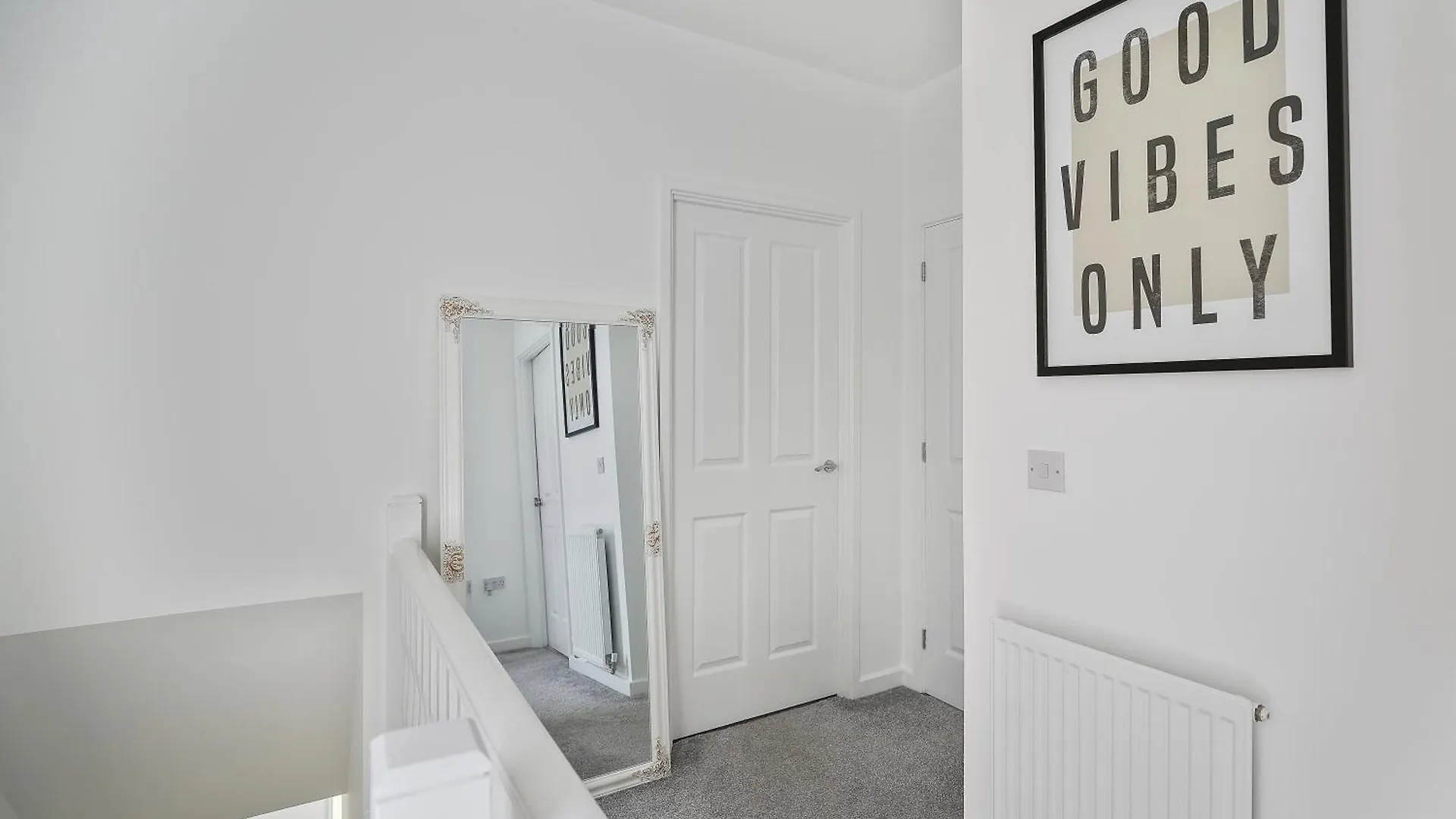 Mersey Way, Spacious 3 Bed Home, Close To Sheffield City Centre & Free Driveway Parking - Perfect For Workers, Groups & Families - Hosted By Stay Host Save דירה