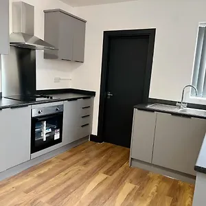 https://m-sisters-luxury-home-in-ng6.hotelsin-nottingham.com